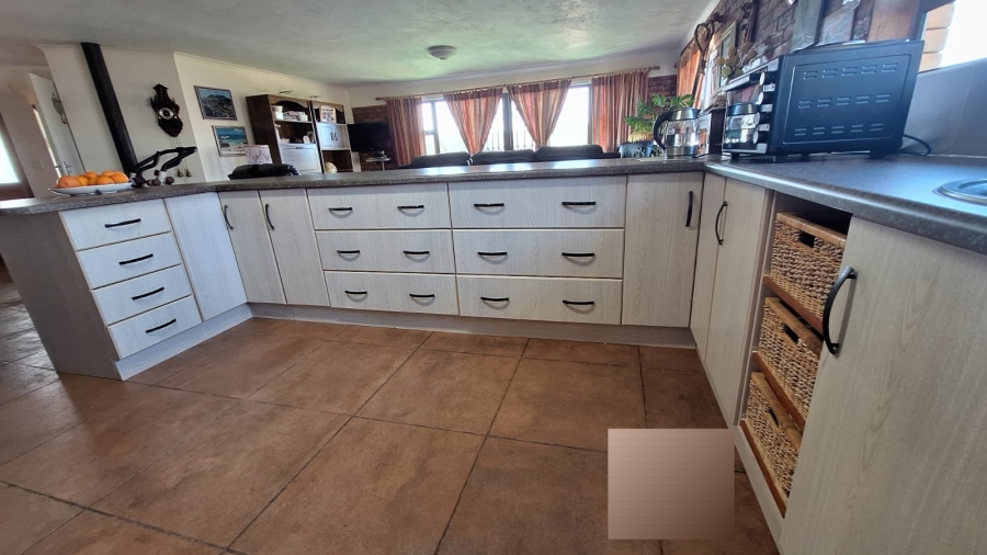 3 Bedroom Property for Sale in Stilbaai Wes Western Cape